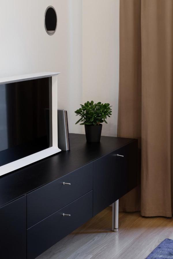 קובנה Design Studio Apartment With Balcony By Hostlovers מראה חיצוני תמונה